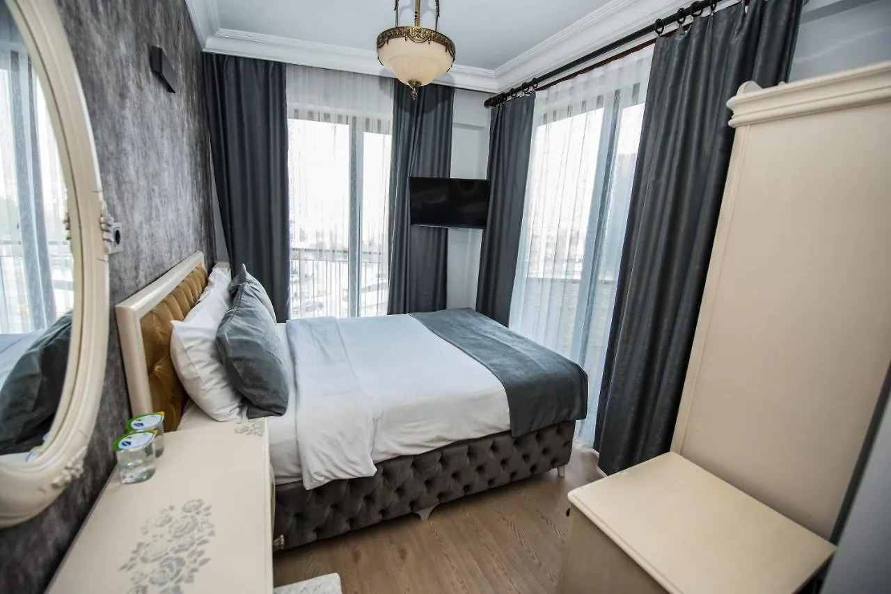 The New Pera Life Hotel Istanbul 2*,